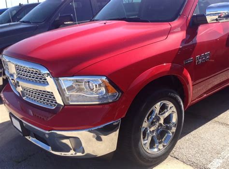 ram 1500 laramie fender flares